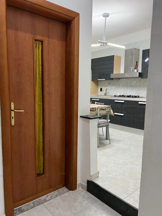 House 33 Apartment เนเปิลส์ ภายนอก รูปภาพ
